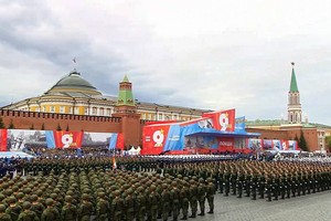 红场阅兵开始前。图源：塔斯社