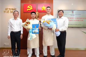 吴登科和黎江·帕特里克目前是胡志明市公安足球俱乐部的球员。