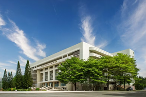 胡志明市国立大学。图自vnuhcm.edu.vn