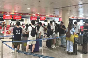 目前仅剩越捷航空（Vietjet Air）继续在T1航站楼服务旅客，其余航空公司均已转至T3航站楼。图：国雄。