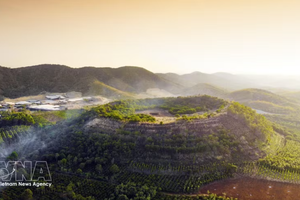 德农UNESCO世界地质公园里的火山。图自越通社