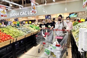 为劳动者减轻开支负担