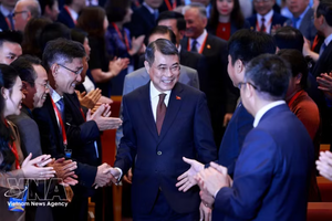 越南政府总理黎明兴出席主题为“突破思维·果断行动·务实见效——外交服务国家发展新阶段”的全体会议。图自越通社