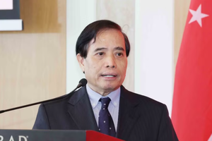 新加坡国立大学（NUS）教授武明姜 图自越通社