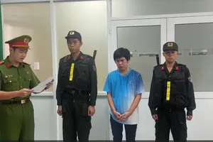 调查警察机关对黎玉显作出起诉，以调查“贩卖假货”罪。图：公安提供
