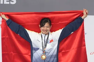Ánh Viên có thêm 2 HCV trong tối thi đấu 24-8. Ảnh: LƯỢNG LƯỢNG