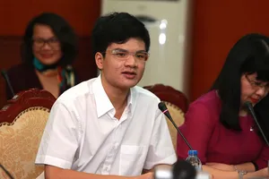 Anh Khôi đã vô địch cờ tiêu chuẩn ở Các đấu thủ mạnh 2017. Ảnh: NGỌC HẢI