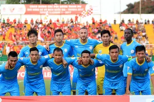 S.Khánh Hòa ghi 4 bàn thắng nhưng không có được lợi thế trước đối thủ. Ảnh: MINH HOÀNG