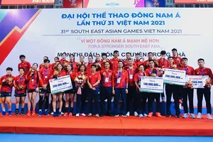 Hai đội tuyển bóng chuyền nam, nữ Việt Nam sẽ có nhiều thay đổi sau SEA Games 31. Ảnh: DŨNG PHƯƠNG