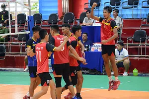 Bóng chuyền nam Trà Vinh đang rất khát khao thăng hạng sau vòng chung kết hạng A năm nay. Ảnh: T.THẢO