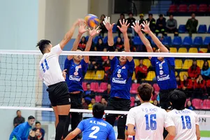 Ninh Bình (áo trắng) không muốn một lần nữa thất bại ở chung kết Đại hội thể thao toàn quốc. Ảnh: V.D