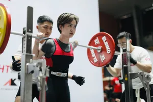 VĐV powerlifting đã tranh tài tại giải trong ngày khai cuộc 19-11. Ảnh: THU MINH