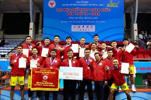 Bóng rổ Sóc Trăng đã có tấm HCV nội dung 5x5 nam tại kỳ này. Ảnh: VBF