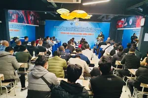 Học viên tham gia lớp đào tạo của Liên đoàn cử tạ và thể hình Việt Nam. ảnh: N.H.MINH