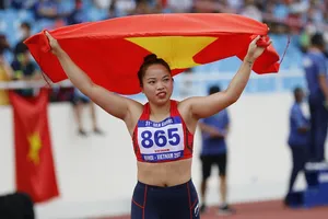 Lò Thị Hoàng không thể bảo vệ tấm HCV ném lao của mình tại SEA Games 32 do gặp chấn thương. Ảnh: DŨNG PHƯƠNG