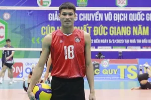 Đinh Văn Phương là cầu thủ lần đầu được tập trung đội tuyển bóng chuyền nam quốc gia. Ảnh: NGỌC THẮNG.BHT