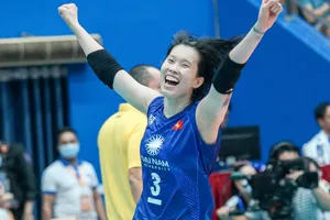 Thanh Thúy và đồng đội đã lần đầu tiên lọt vào chung kết giải đấu. Ảnh: AVC