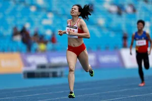 Nguyễn Thị Huyền chỉ có HCB 400m nữ. Ảnh: D.P