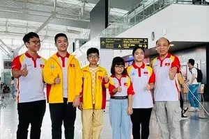 Đội cờ vua trẻ Việt Nam khi tham dự giải lần này ở Batumi. Ảnh: MINH THẮNG