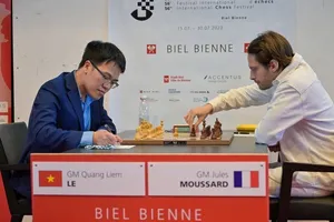 Lê Quang Liêm đã thủ hòa ở ván áp chót nội dung cờ tiêu chuẩn tại giải. Ảnh: BIELCHESS