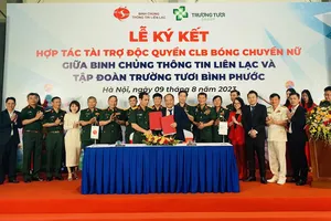 Đội bóng chuyền nữ Bộ tư lệnh Thống tin đã có gói tài trợ 10 tỉ đồng/năm. Ảnh: MINH MINH