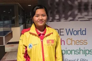 Kì thủ Bạch Ngọc Thùy Dương đã giành những tấm HCV cho cờ vua TPHCM tại giải lúc này. Ảnh: CHESSVN