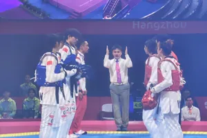 Đội Việt Nam và đội Trung Quốc đã gặp nhau tại bán kết nội dung. Ảnh: MINH MINH