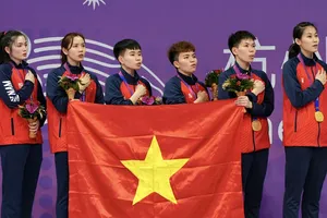 VĐV đã nỗ lực để giành thành tích HCV cho thể thao Việt Nam nhưng vẫn đang đợi thưởng "nóng". Ảnh: LƯỢNG LƯỢNG