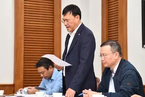 Lãnh đạo Cục TDTT báo cáo Bộ VH-TT-DL về công tác chuẩn bị cho Hội thảo sẽ được tổ chức tới đây tại Hà Nội. Ảnh: CỤC TDTT