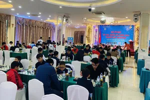 Giải cờ vua vô địch quốc gia 2024 bắt đầu khai cuộc tại Hà Nội trong ngày 8-3. Ảnh: MINH MINH