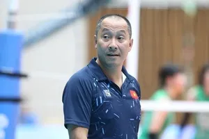 HLV Nguyễn Tuấn Kiệt giữ vai trò HLV trưởng đội nữ trẻ U20 Việt Nam. Ảnh: DŨNG PHƯƠNG