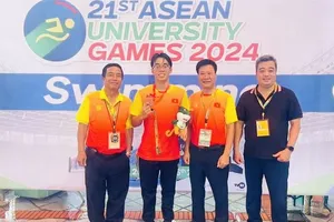 Thể thao sinh viên Việt Nam giành thêm 1 HCB ở môn bơi. Ảnh: VLU