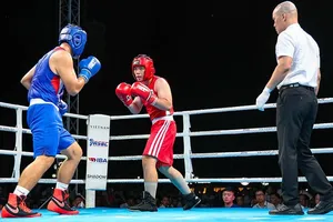 Giải đấu đã chứng kiến nhiều trận so găng hấp dẫn trên khán đài mở để người hâm mộ cổ vũ. Ảnh: T.NHÀN