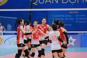 Cầu thủ nữ áo lính đã thi đấu toàn thắng ở Cúp bóng chuyền Quân đội mở rộng 2024. Ảnh: SAOVANGVOLLEYBALL