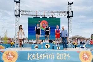 Tuyển thủ Việt Nam giành chiến thắng ở Hy Lạp. Ảnh: VNWRESTLING