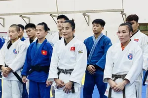 Tuyển thủ Olympic Hoàng Thị Tình có tranh tài tại giải judo vô địch quốc gia 2024. Ảnh: MINH MINH