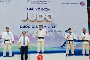 Võ sỹ Lê Anh Tài giành chiến thắng cho judo TPHCM tại hạng 90kg nam ở giải năm nay. Ảnh: A.TÀI