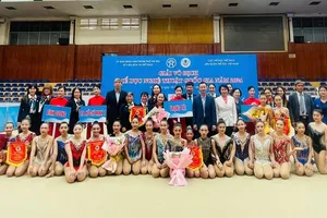 VĐV thể dục nghệ thuật cả nước đã tranh tài giải vô địch quốc gia 2024. Ảnh: VGF