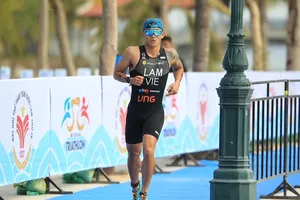 VĐV triathlon Lâm Quang Nhật (TPHCM) đang là đương kim vô địch quốc gia và sẽ dự giải đấu năm nay ở Hà Nam. Ảnh: DŨNG PHƯƠNG