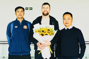 Tay đập Kubiak (Ba Lan) đang là gương mặt nổi tiếng nhất dự giải bóng chuyền vô địch quốc gia 2025. Ảnh: CATPHCM