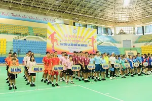 VĐV đá cầu toàn quốc đang có mặt tranh tài tại TT-Huế để tham dự giải vô địch các câu lạc bộ quốc gia 2025. Ảnh: MINH MINH