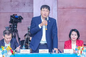 Cục trưởng Cục TDTT Việt Nam - ông Đặng Hà Việt đã trao đổi tại Hội thảo. Ảnh: LƯỢNG LƯỢNG