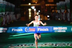 Đỗ Quốc Luật đã có lần thứ 11 vô địch quốc gia ở cự ly 10km. Ảnh: TPM