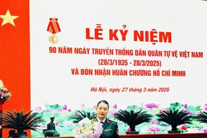 Võ sỹ karate Nguyễn Thị Ngoan đã vinh dự được khen thưởng của Quân ủy Trung ương, Bộ Quốc phòng. Ảnh: N.T.NGOAN