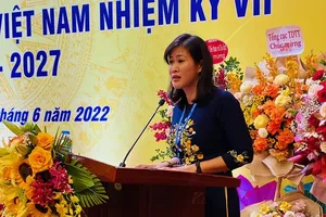 Bà Huỳnh Phương Loan thôi là Tổng thư ký LIên đoàn bắn súng TPHCM. Ảnh: MINH MINH