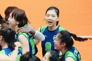 Phụ công Bích Thủy (9) không được đội bóng nào chọn trong kỳ try-out ở ngày 11-4. Ảnh: DŨNG PHƯƠNG