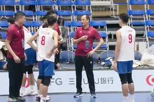 Đội tuyển bóng chuyền nam Việt Nam để thua tại trận đầu tiên của Cúp các câu lạc bộ nam châu Á 2025. Ảnh: AVC