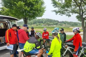 Cua-rơ trẻ Việt Nam tham gia đợt tập huấn tại Hàn Quốc vừa qua. Ảnh: WCCKOREA