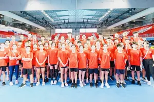 Các kình ngư trẻ của bơi Việt Nam có mặt thi đấu tại Singapore lúc này. Ảnh: LÊ THANH