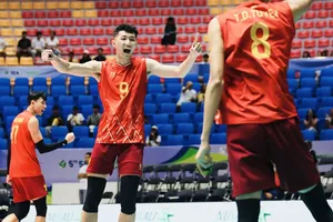 Đội tuyển bóng chuyền nam Việt Nam có chiến thắng thuyết phục trước đội Philippines. Ảnh: SEAVLEAGUE